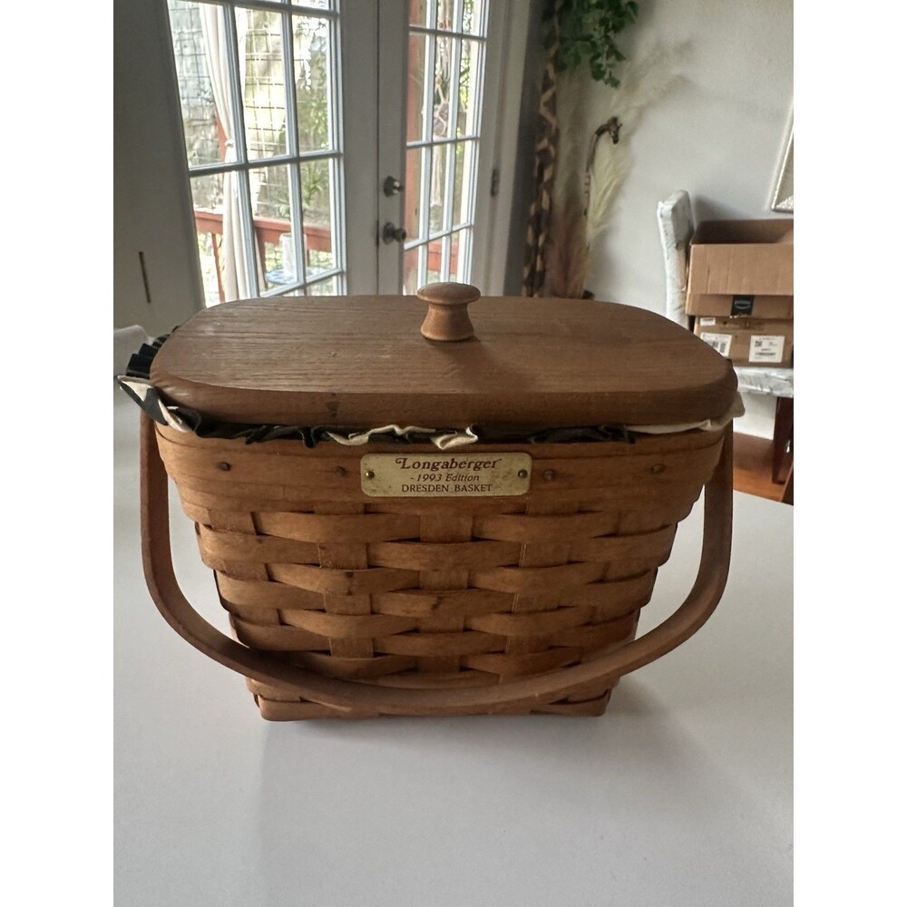 1993 Longaberger Dresden Basket With Lid Cloth Liner Plastic Insert